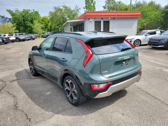 Used 2023 Kia Niro EX Touring FWD image 3