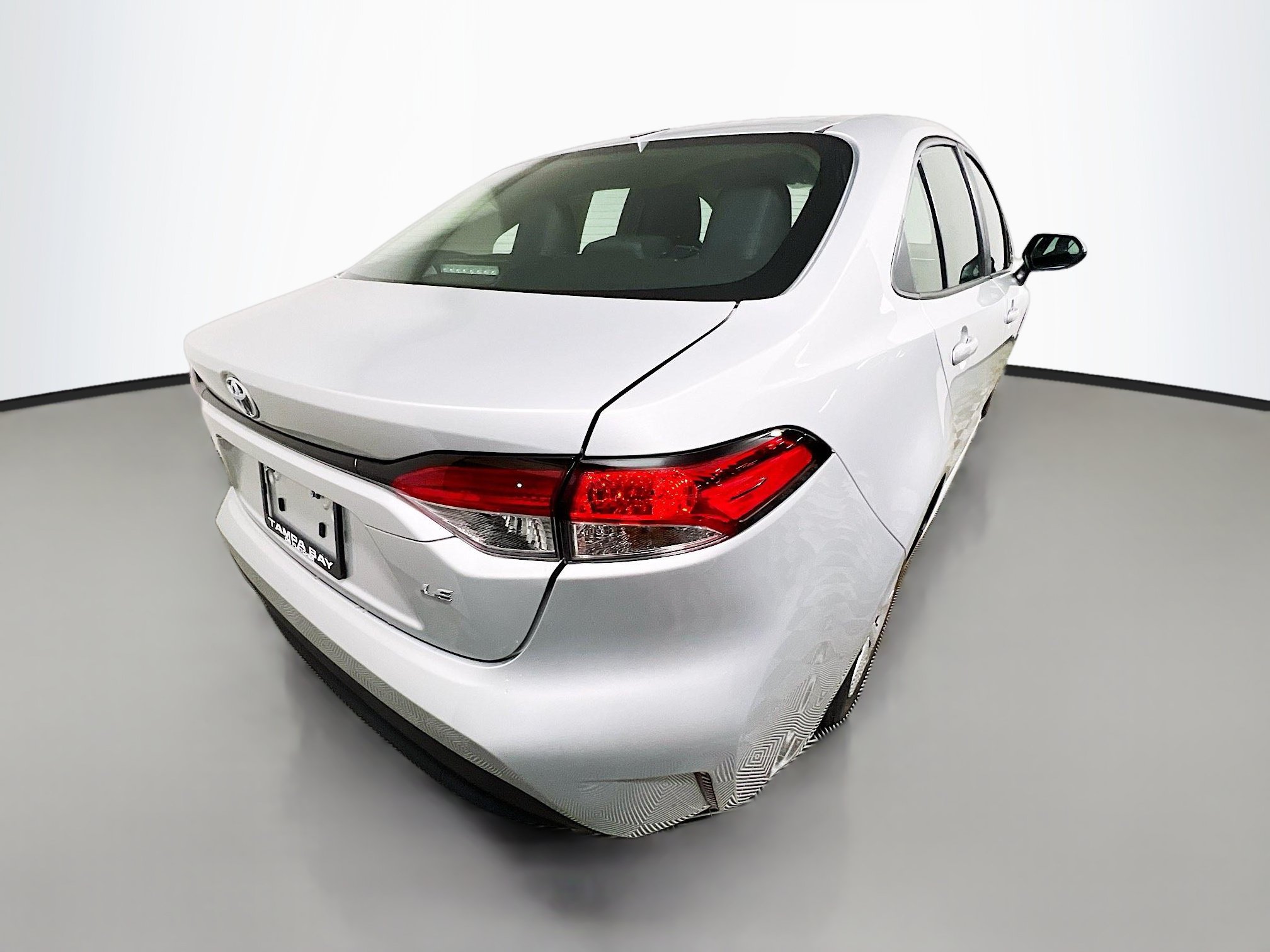Used 2024 Toyota Corolla LE FWD image 4