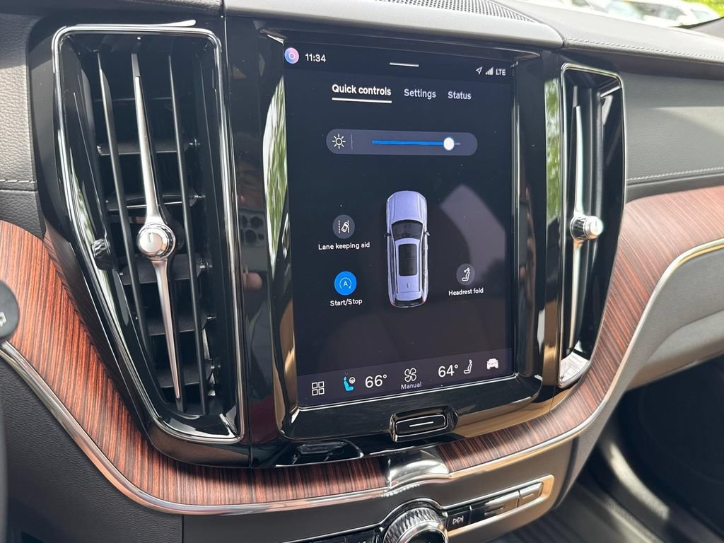 Certified 2023 Volvo XC60 B6 Ultimate w/ Climate Package AWD/4WD image 18