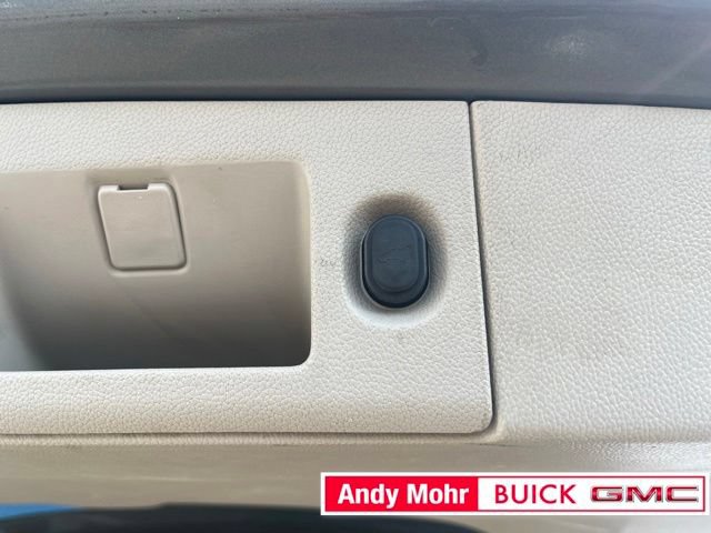 Used 2017 GMC Yukon Denali AWD/4WD image 12
