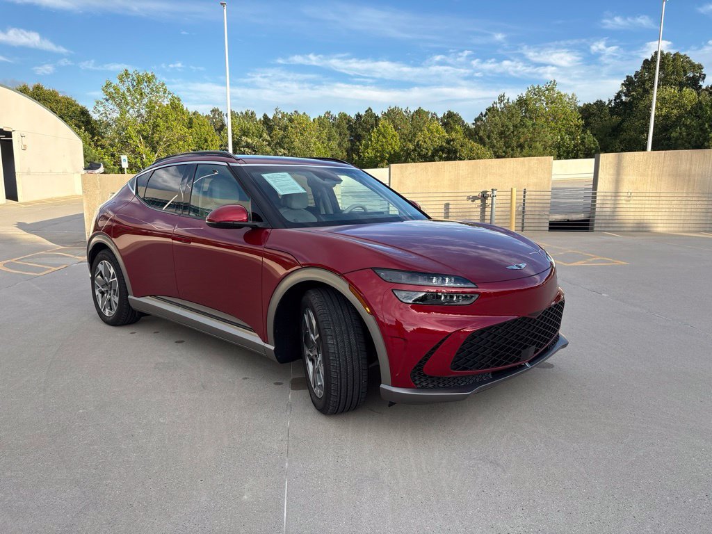 Used 2024 Genesis GV60 RWD image 4