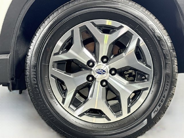 Certified 2023 Subaru Forester Premium AWD/4WD image 34
