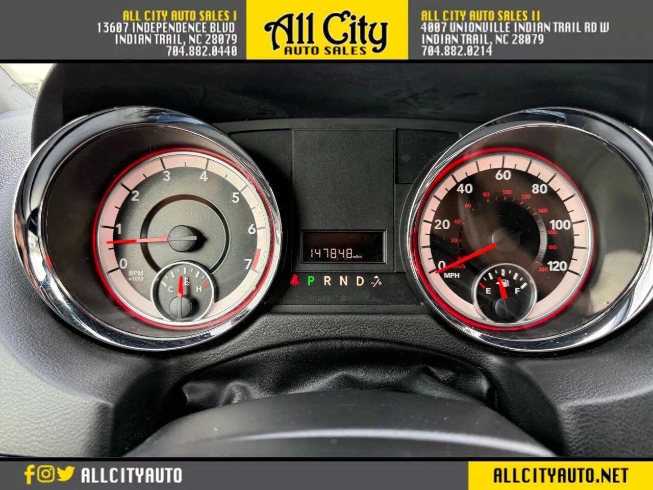 Used 2018 Dodge Grand Caravan SE FWD image 18