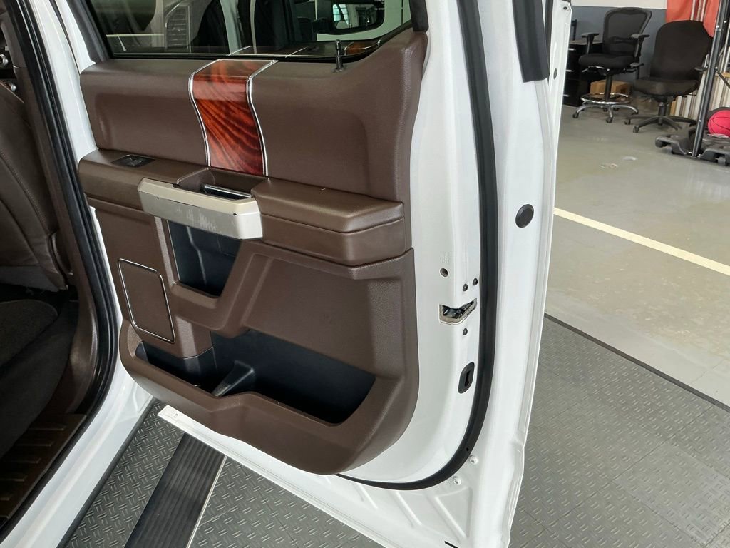 Used 2020 Ford F250 King Ranch w/ King Ranch Ultimate Package AWD/4WD image 44