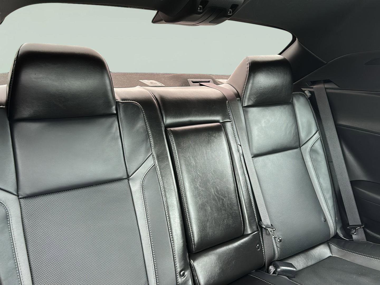 Used 2023 Dodge Challenger SXT w/ Plus Package image 21