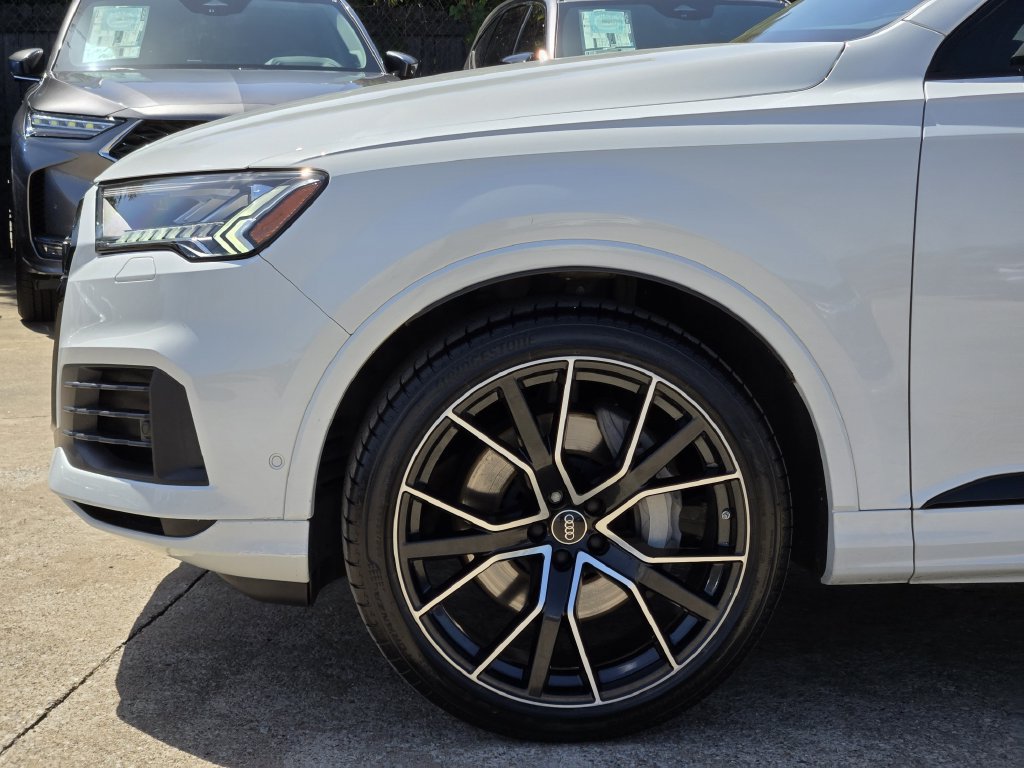 Certified 2023 Audi Q7 3.0T Prestige w/ Prestige Package AWD/4WD image 13
