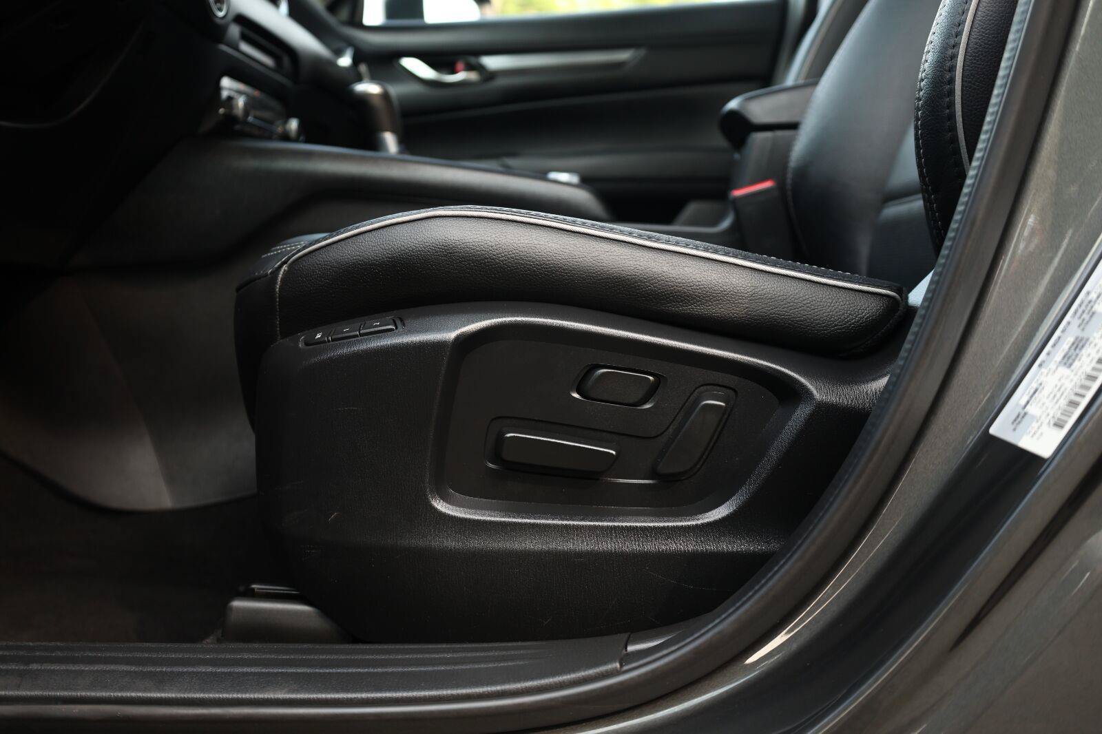 Used 2025 MAZDA CX-5 AWD 2.5 S w/ Preferred Package image 14