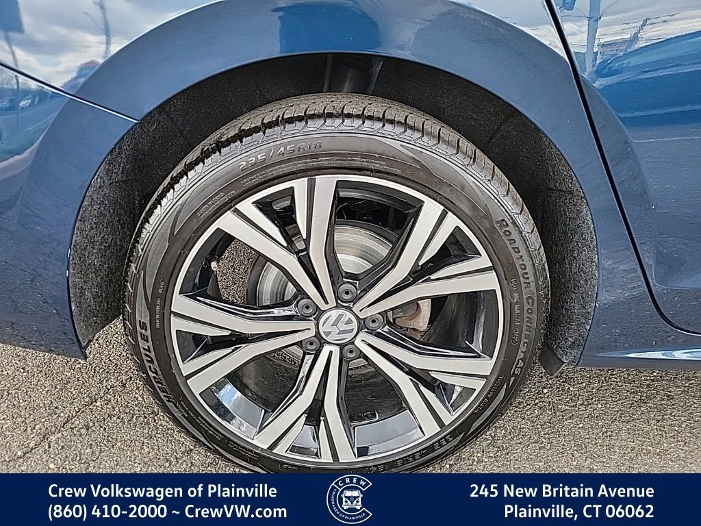 Certified 2022 Volkswagen Passat 2.0T SE FWD image 19