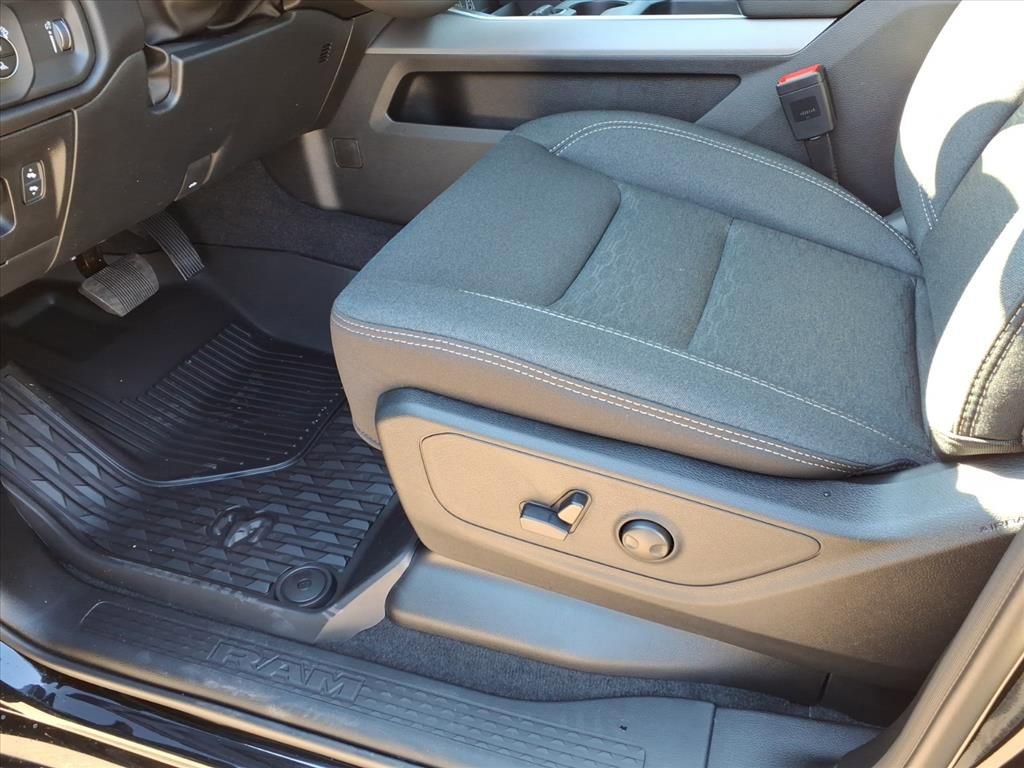 New 2026 RAM 1500 Big Horn w/ Night Edition image 15