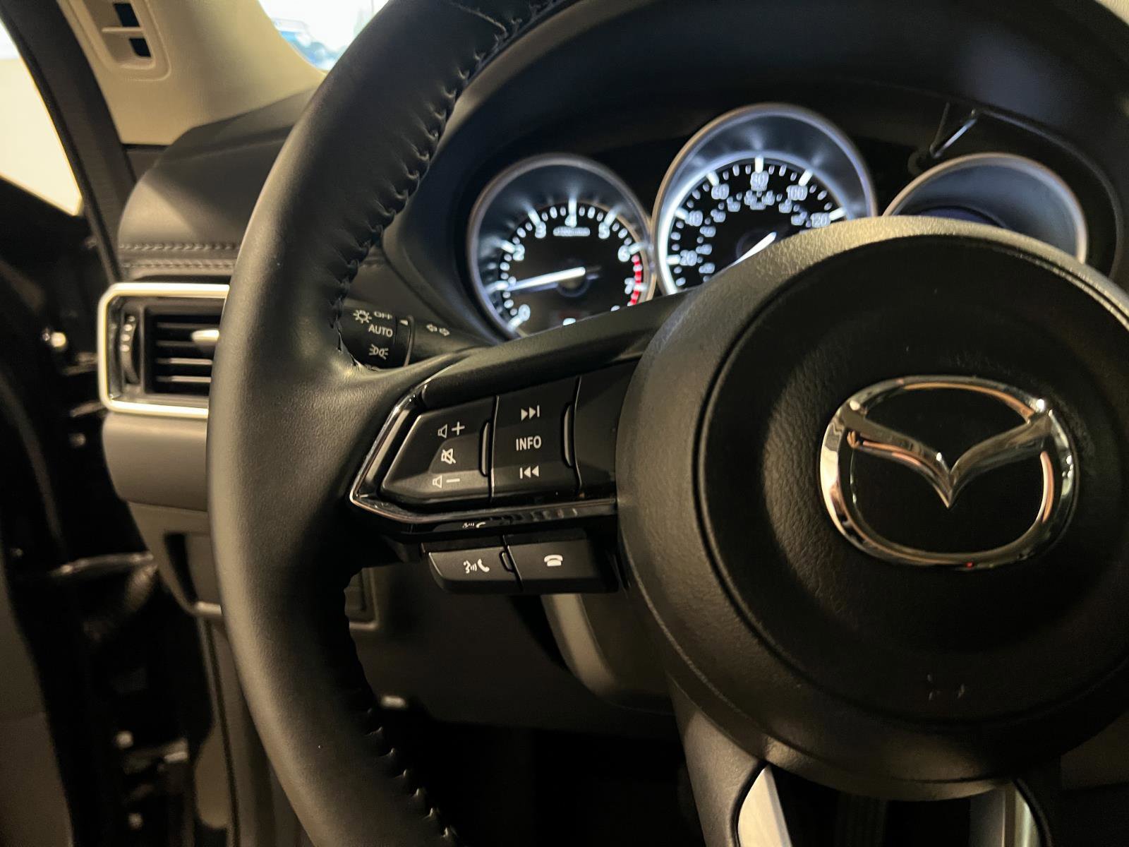 Used 2023 MAZDA CX-5 AWD 2.5 S w/ Select Package image 13