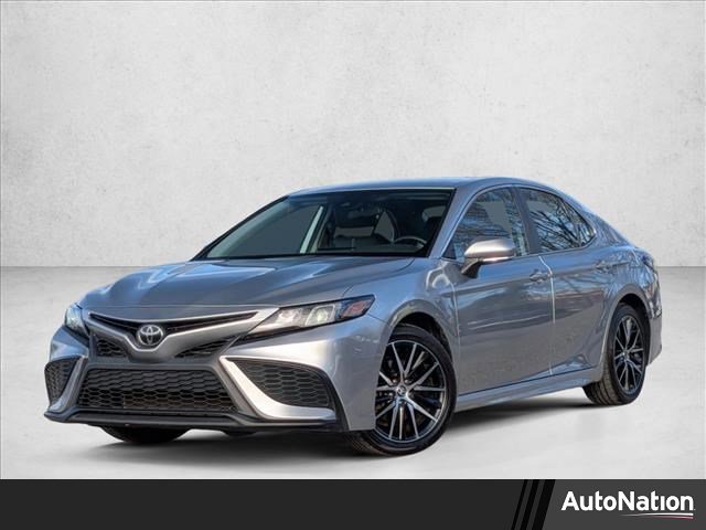 Used 2023 Toyota Camry SE image 1