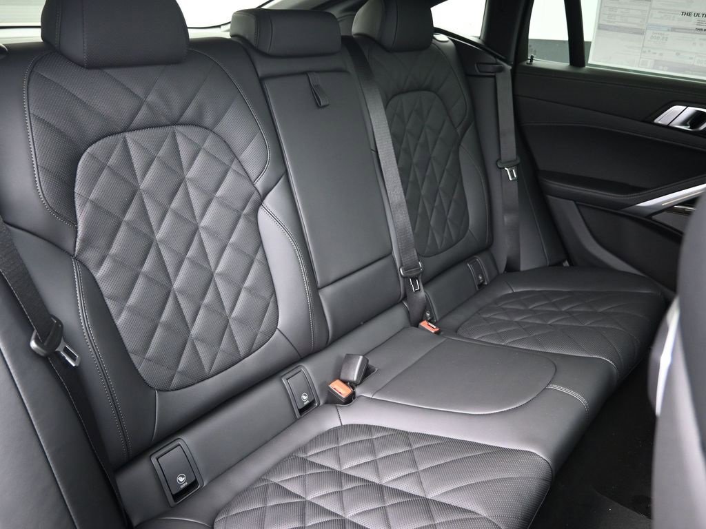 New 2026 BMW X6 xDrive40i w/ Premium Package image 29