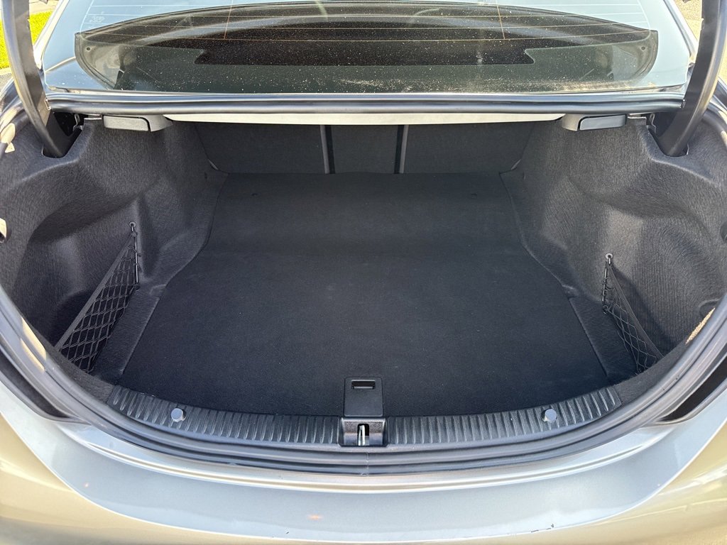 Used 2019 Mercedes-Benz C 300 Sedan image 6