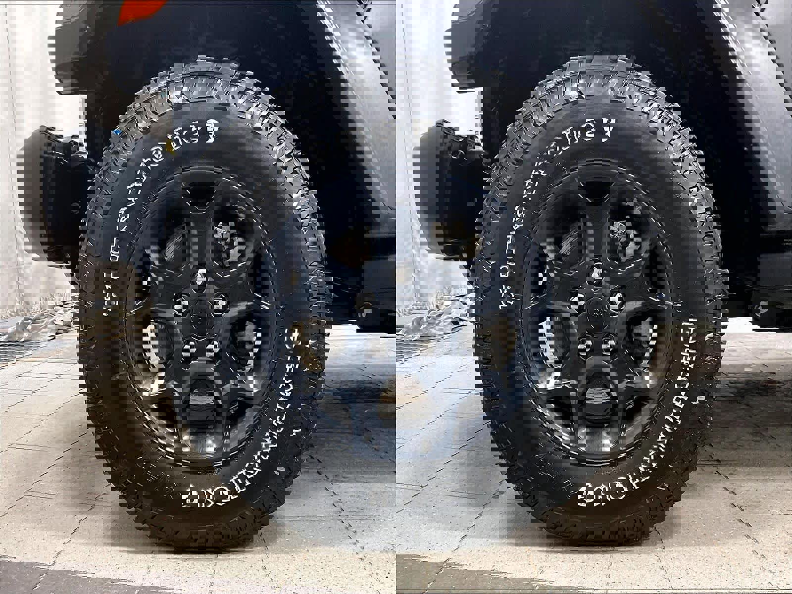 Used 2023 Jeep Wrangler Unlimited w/ Cold Weather Group AWD/4WD image 7