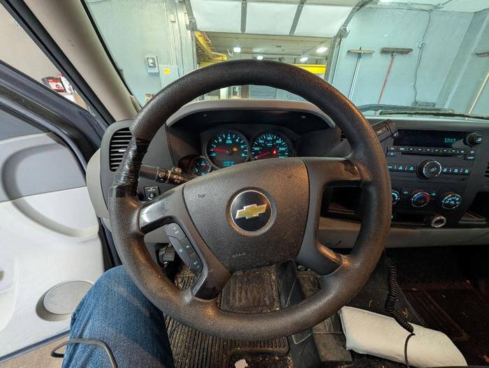 Used 2011 Chevrolet Silverado 1500 W/T w/ LS Package AWD/4WD image 33