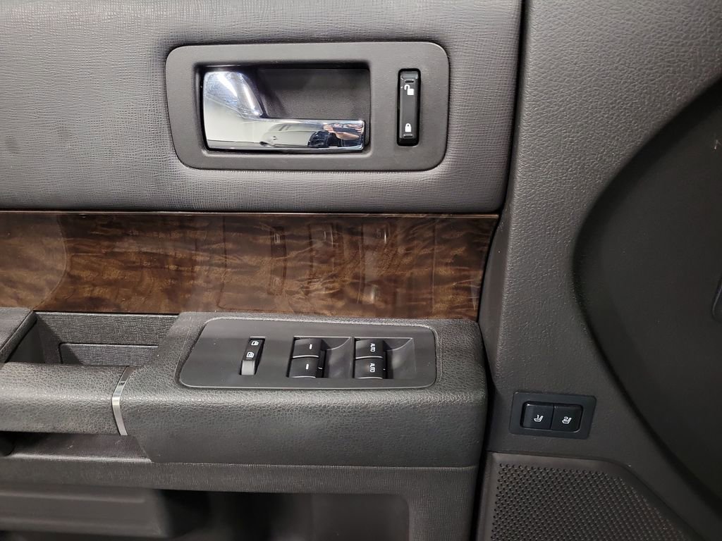 Used 2019 Ford Flex Limited image 20