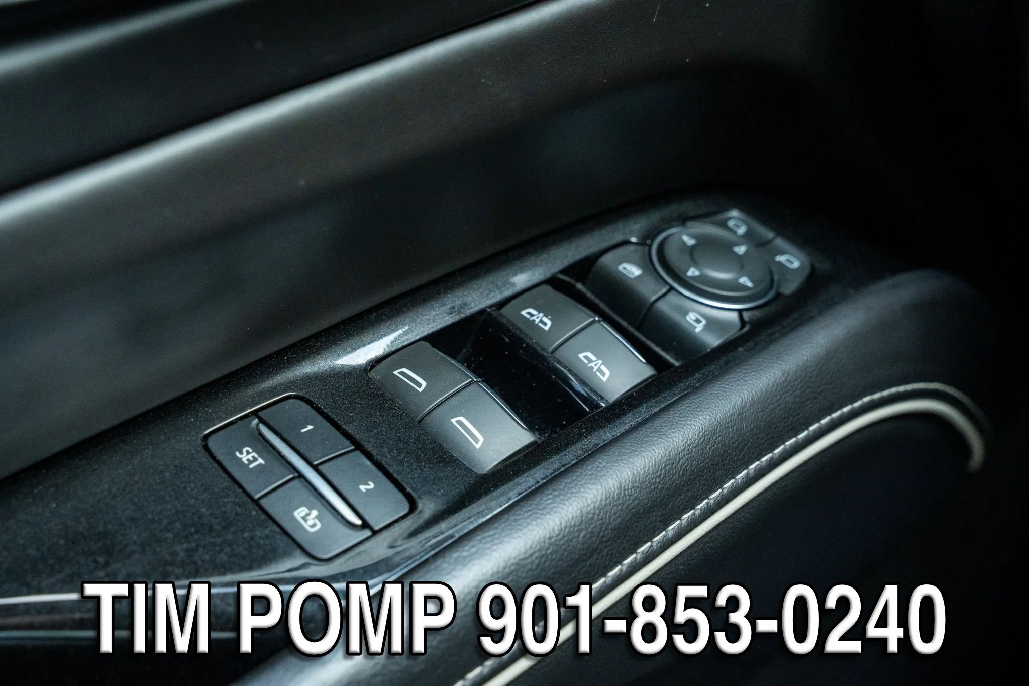 Used 2023 Cadillac Escalade ESV Sport Platinum w/ Heavy-Duty Trailer Package AWD/4WD image 28