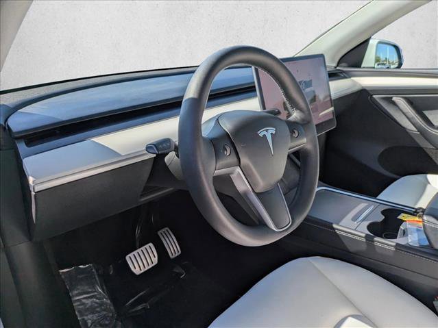 Used 2022 Tesla Model Y Performance image 10