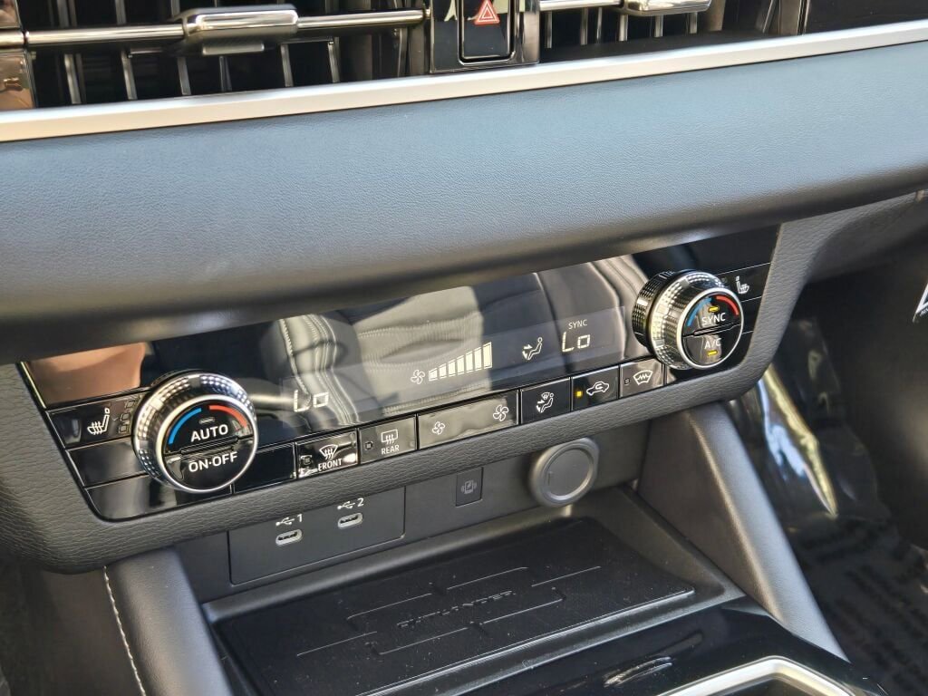 New 2025 Mitsubishi Outlander Trail Edition image 23