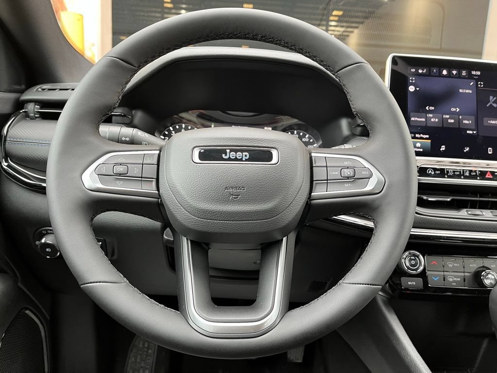New 2026 Jeep Compass Latitude AWD/4WD image 25