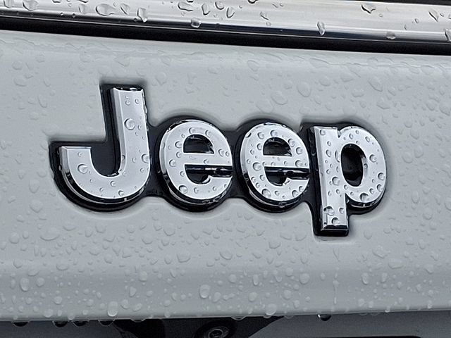 Used 2022 Jeep Compass Latitude AWD/4WD image 31