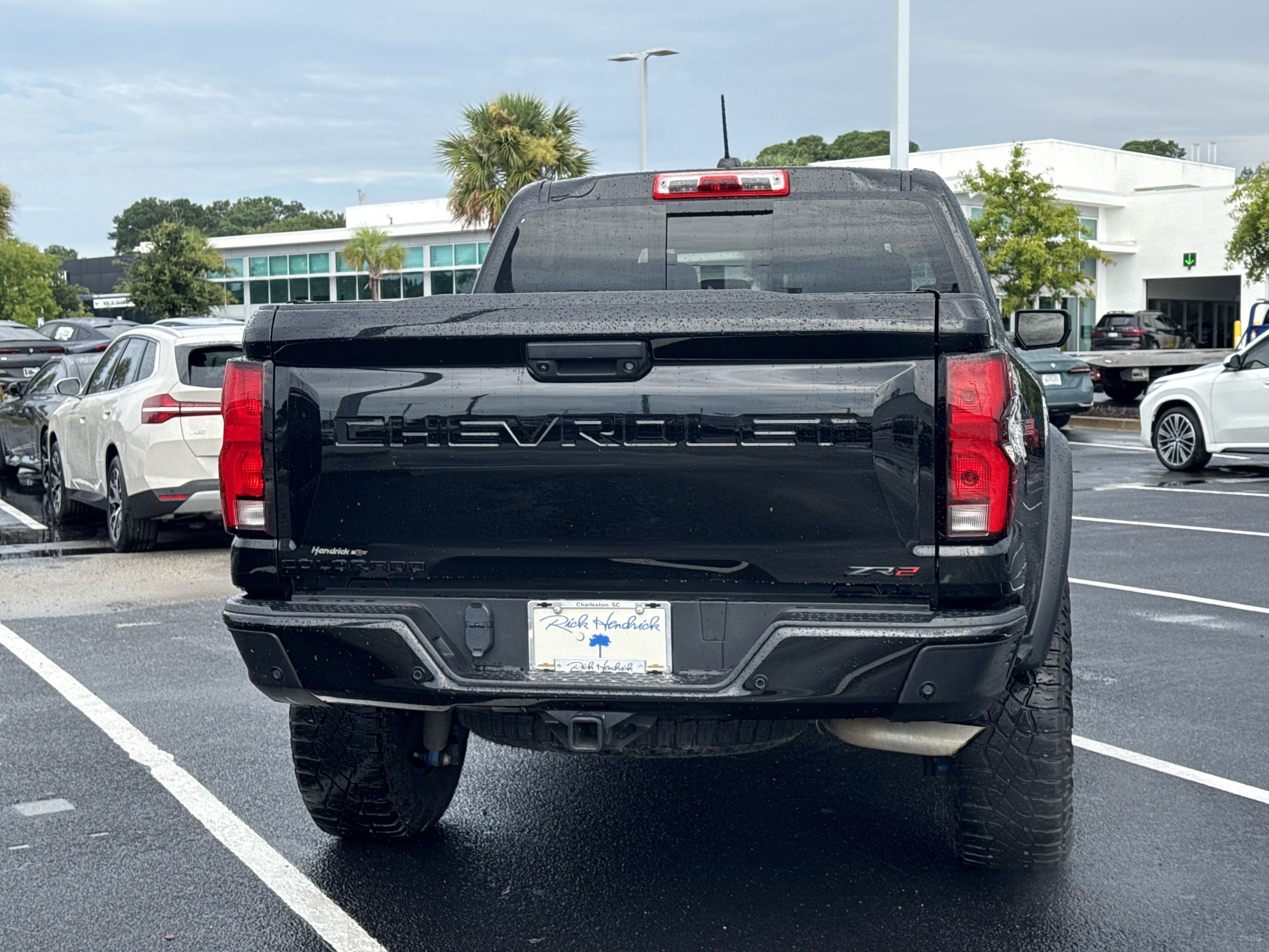 Used 2024 Chevrolet Colorado ZR2 w/ ZR2 Convenience Package III AWD/4WD image 29