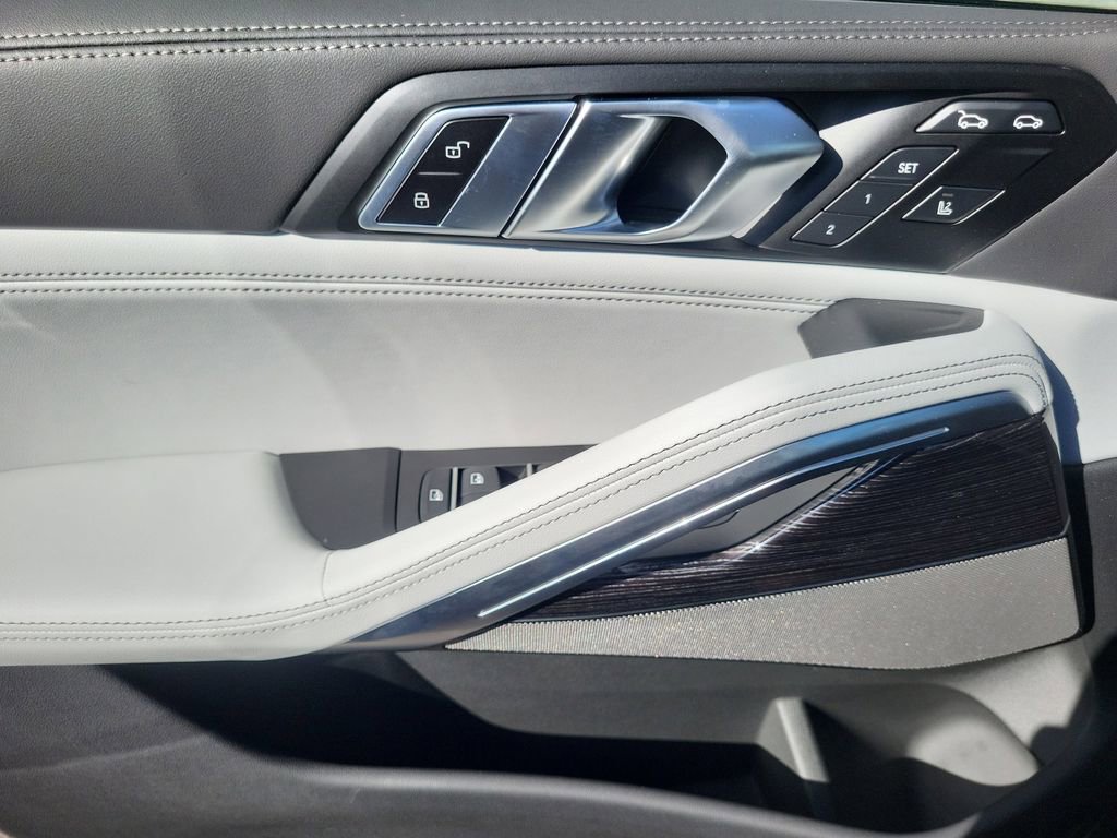 New 2026 BMW X6 xDrive40i image 22