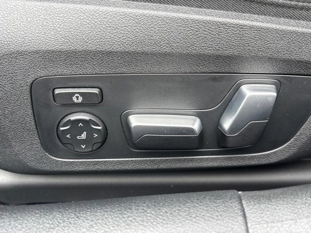 New 2026 BMW 840i xDrive AWD/4WD image 13