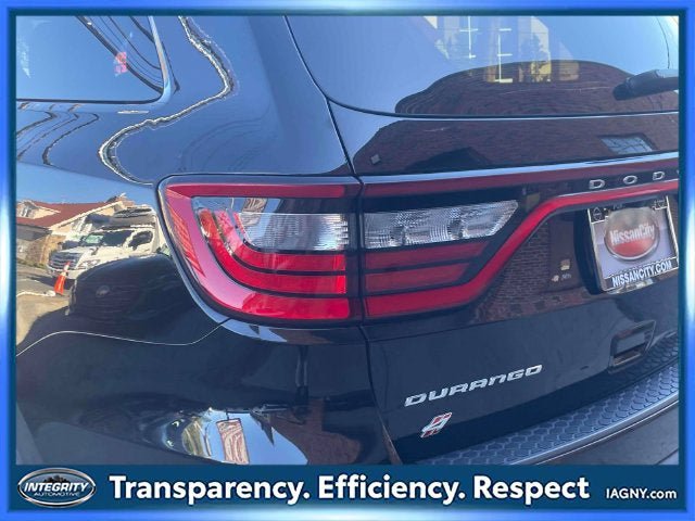 Used 2023 Dodge Durango SXT AWD/4WD image 11