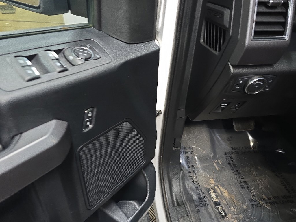 Used 2020 Ford F150 XLT w/ Equipment Group 302A Luxury AWD/4WD image 28