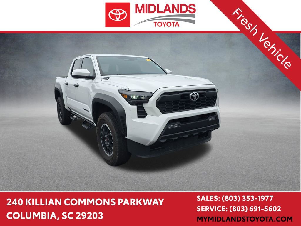 Used 2024 Toyota Tacoma TRD Off-Road AWD/4WD image 1