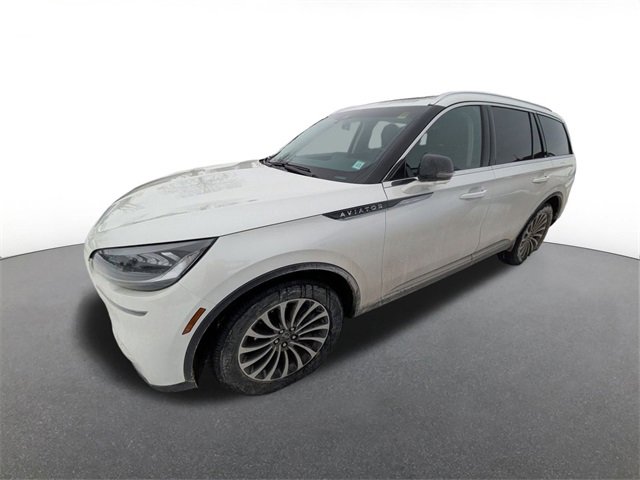 Used 2021 Lincoln Aviator Reserve w/ Elements Package Plus image 2