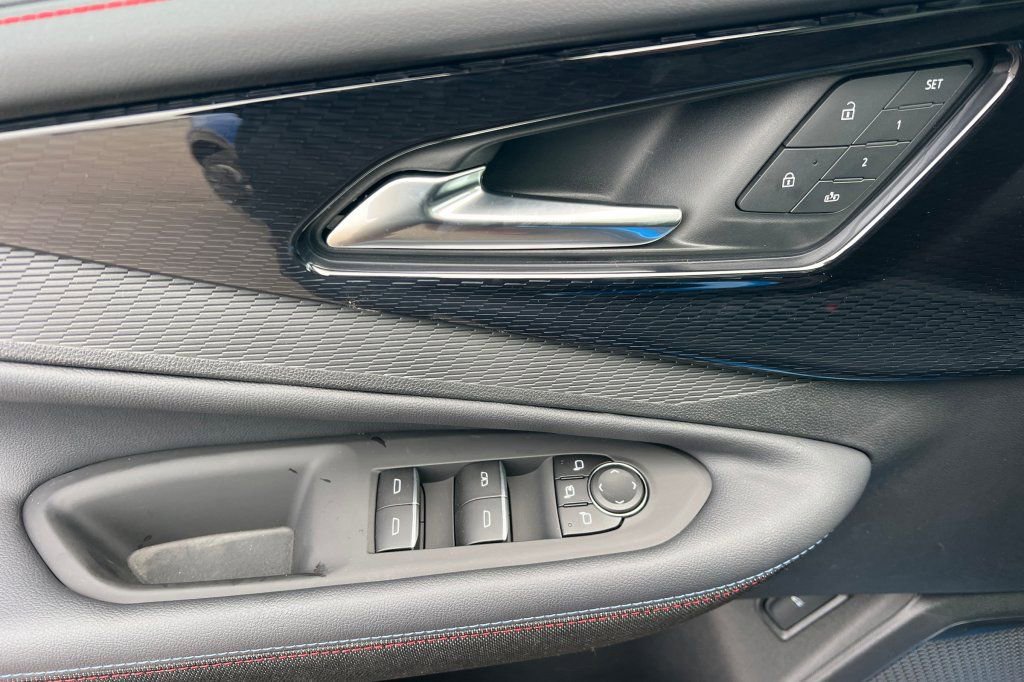 New 2026 Chevrolet Blazer EV RS image 8