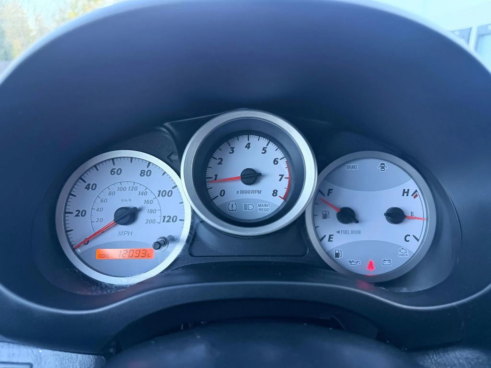 Used 2005 Toyota RAV4 4WD image 14