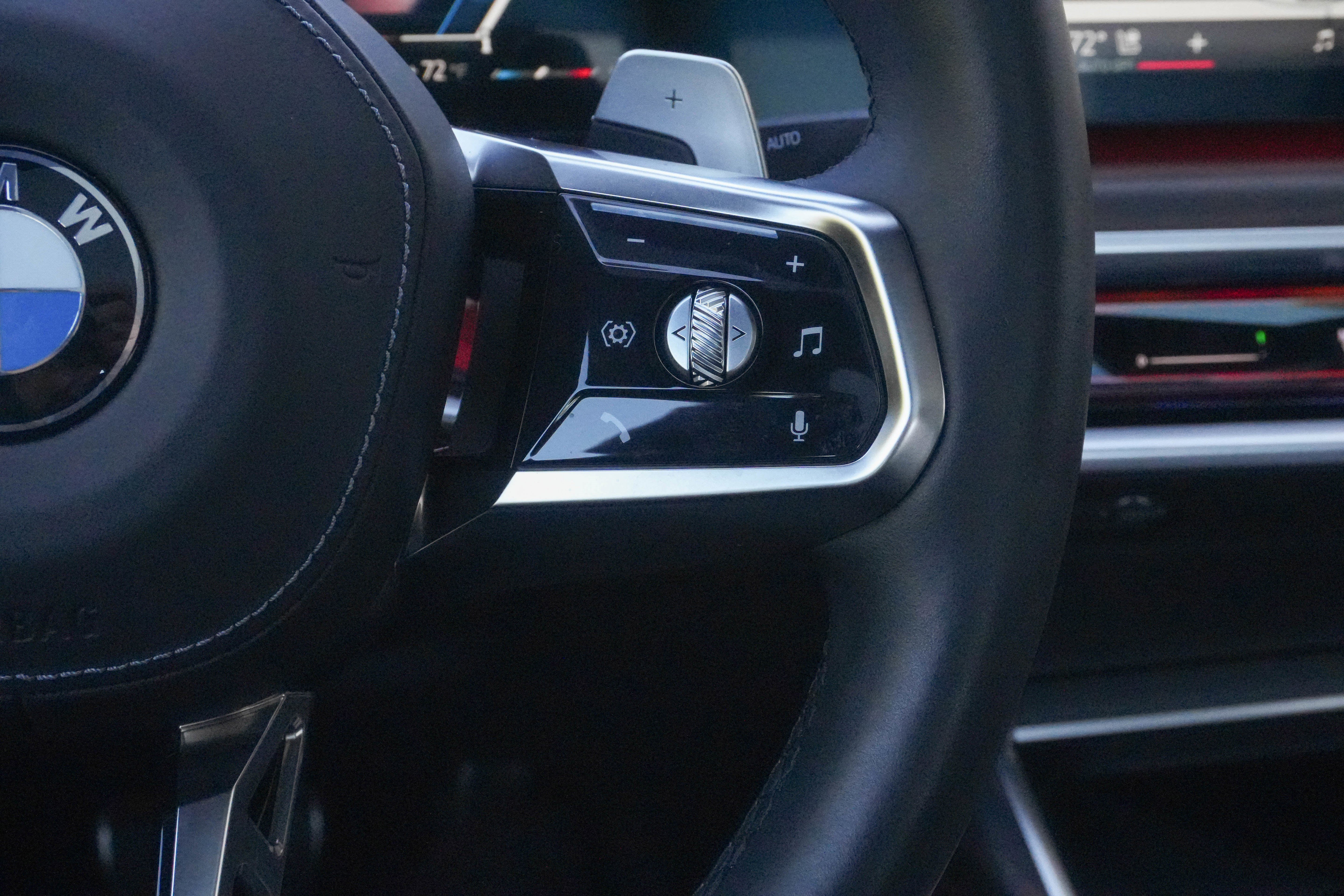 Certified 2024 BMW 740i RWD image 16
