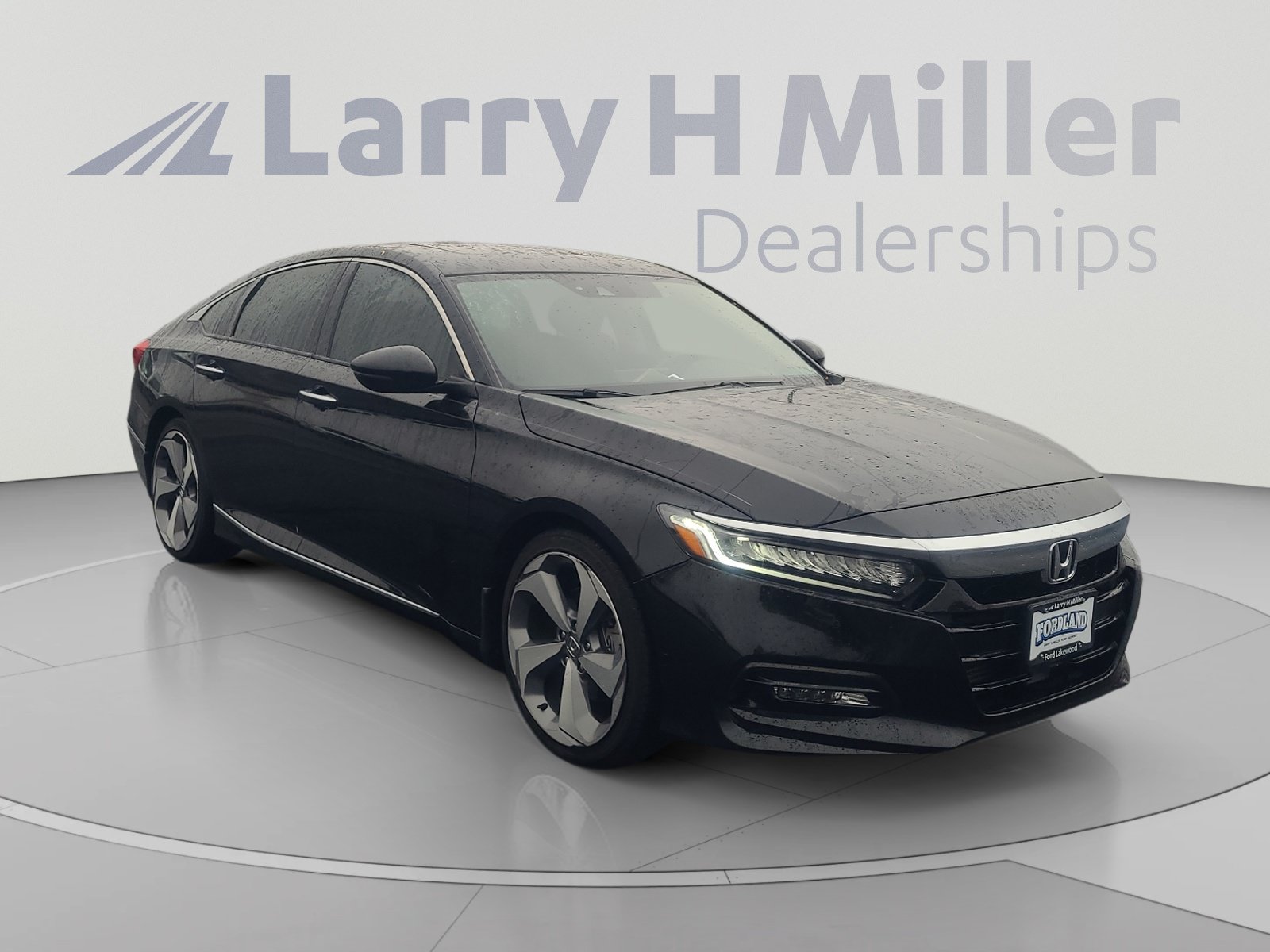 Used 2019 Honda Accord Touring image 7