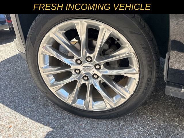 Used 2018 Cadillac Escalade Platinum image 11