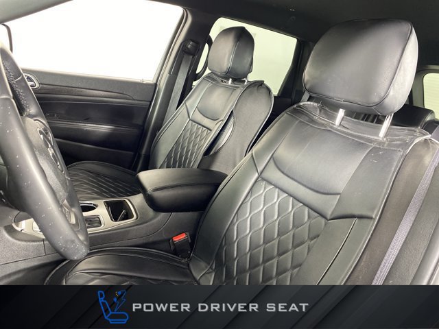 Used 2018 Jeep Grand Cherokee Laredo AWD/4WD image 16