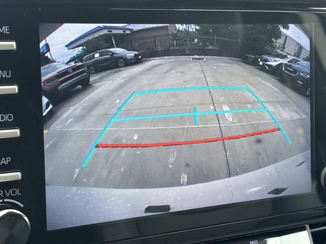 Used 2024 Toyota Sienna XLE FWD image 26