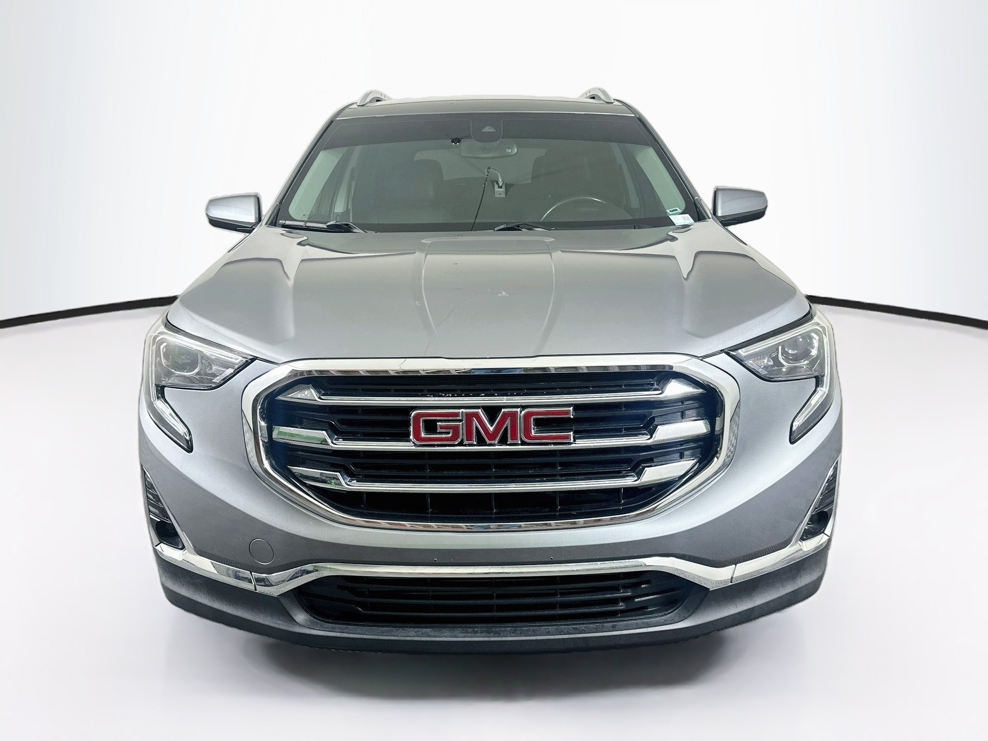 Used 2021 GMC Terrain SLT FWD image 2