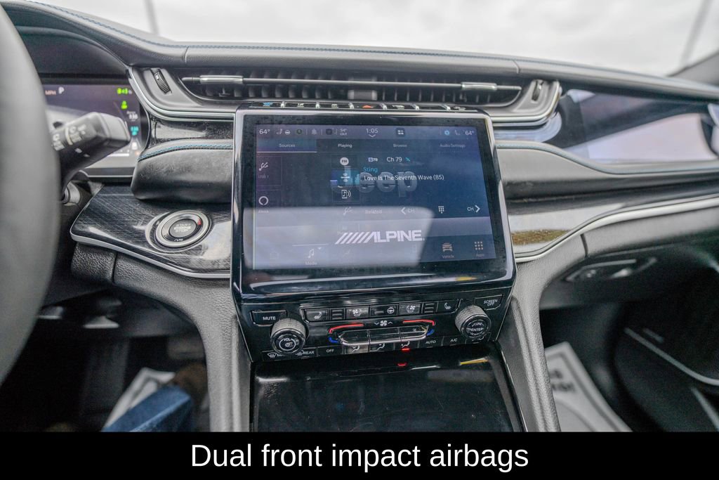 Used 2022 Jeep Grand Cherokee Trailhawk image 16