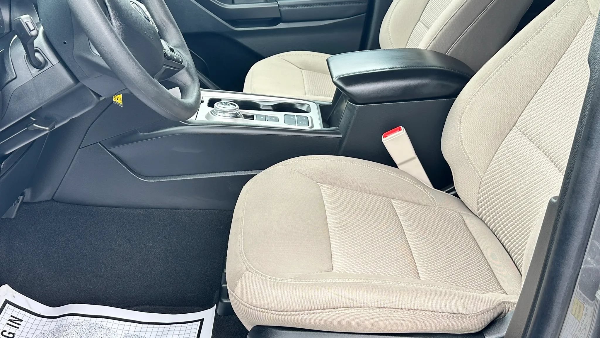Used 2023 Ford Explorer 2WD image 11