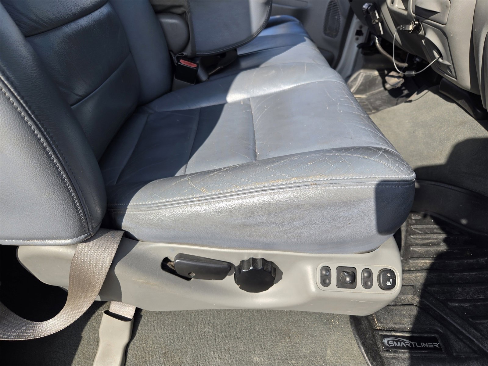 Used 2004 Ford F350 Lariat image 21