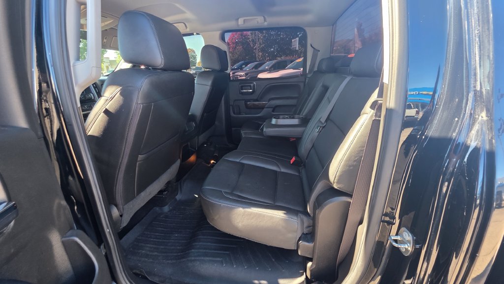 Used 2018 GMC Sierra 1500 SLT w/ SLT Premium Package AWD/4WD image 7