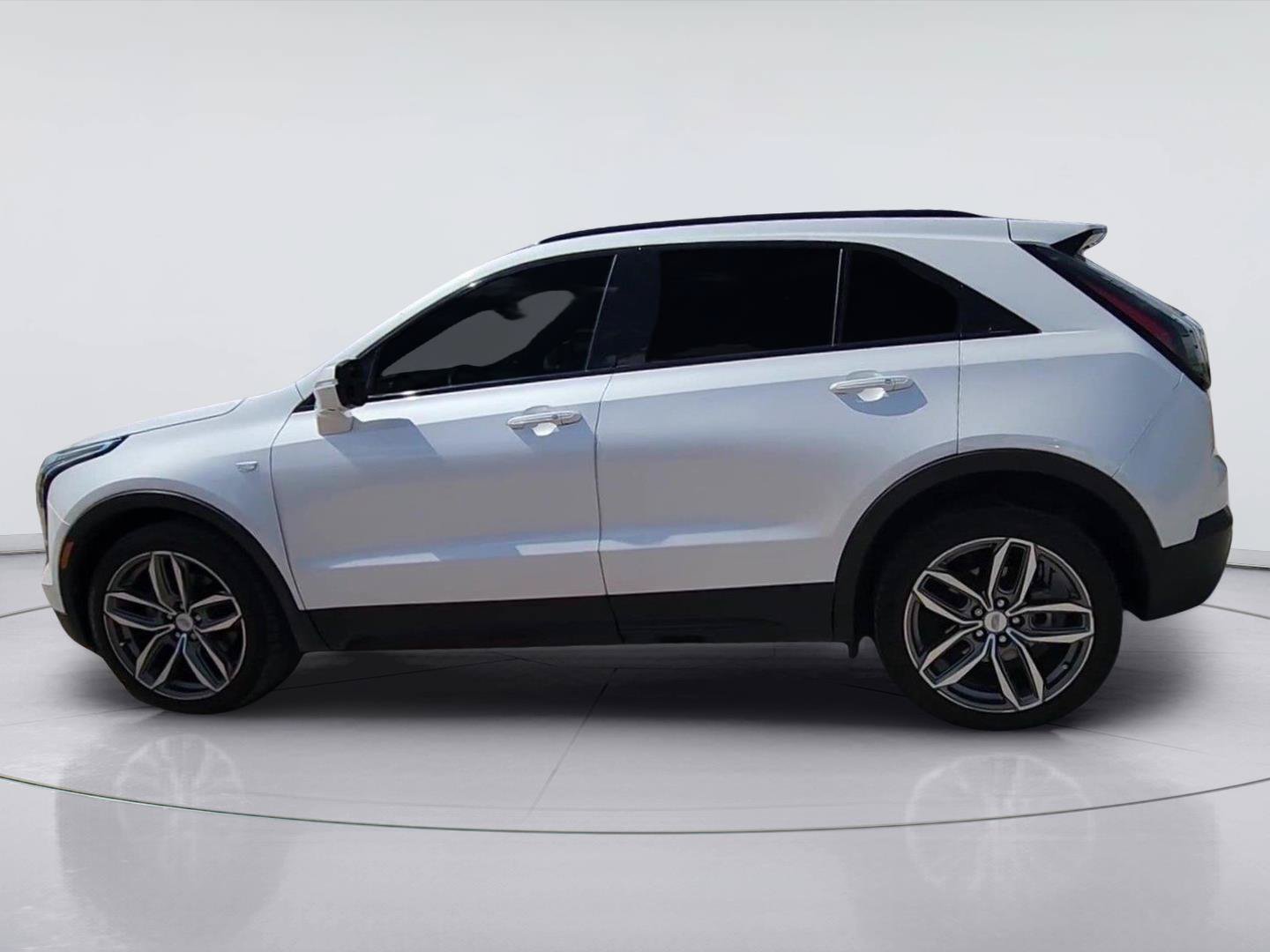 Certified 2022 Cadillac XT4 Sport FWD image 6