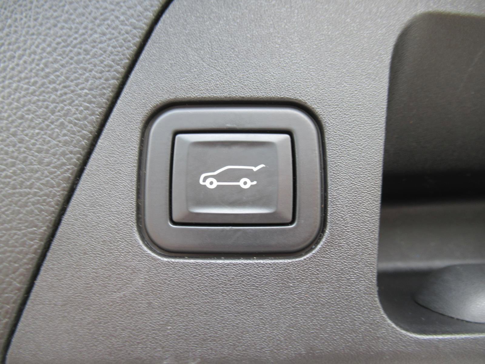 Used 2020 Buick Envision Premium w/ Driver Confidence Package AWD/4WD image 37