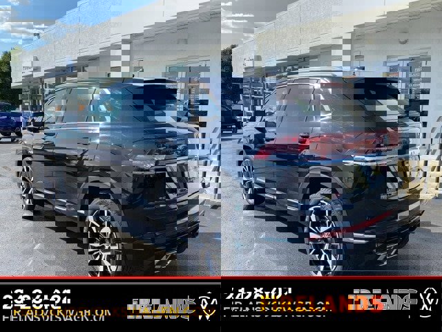 New 2026 Volkswagen Atlas Cross Sport SEL Premium R-Line image 11