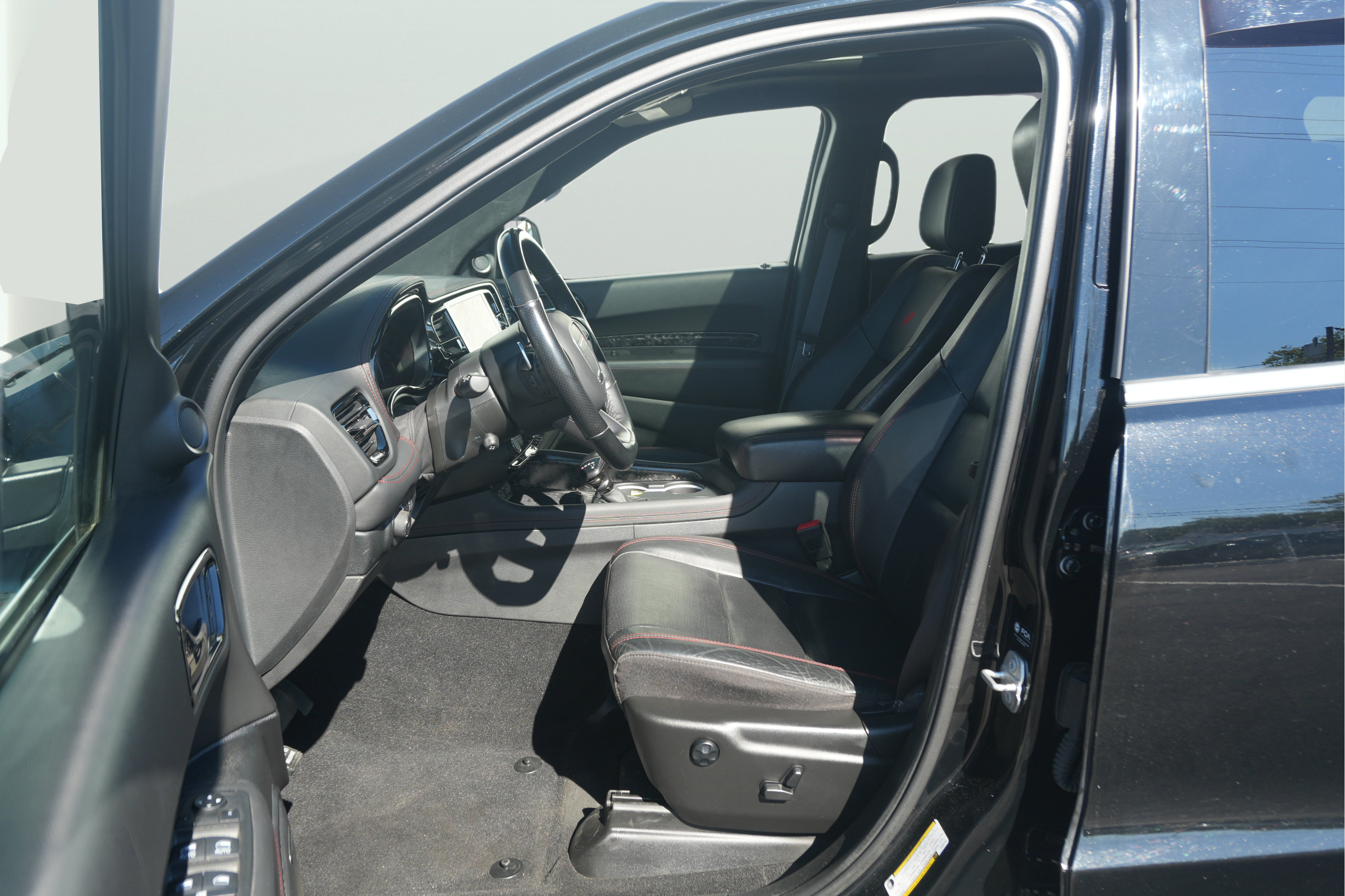 Used 2023 Dodge Durango R/T AWD/4WD image 14