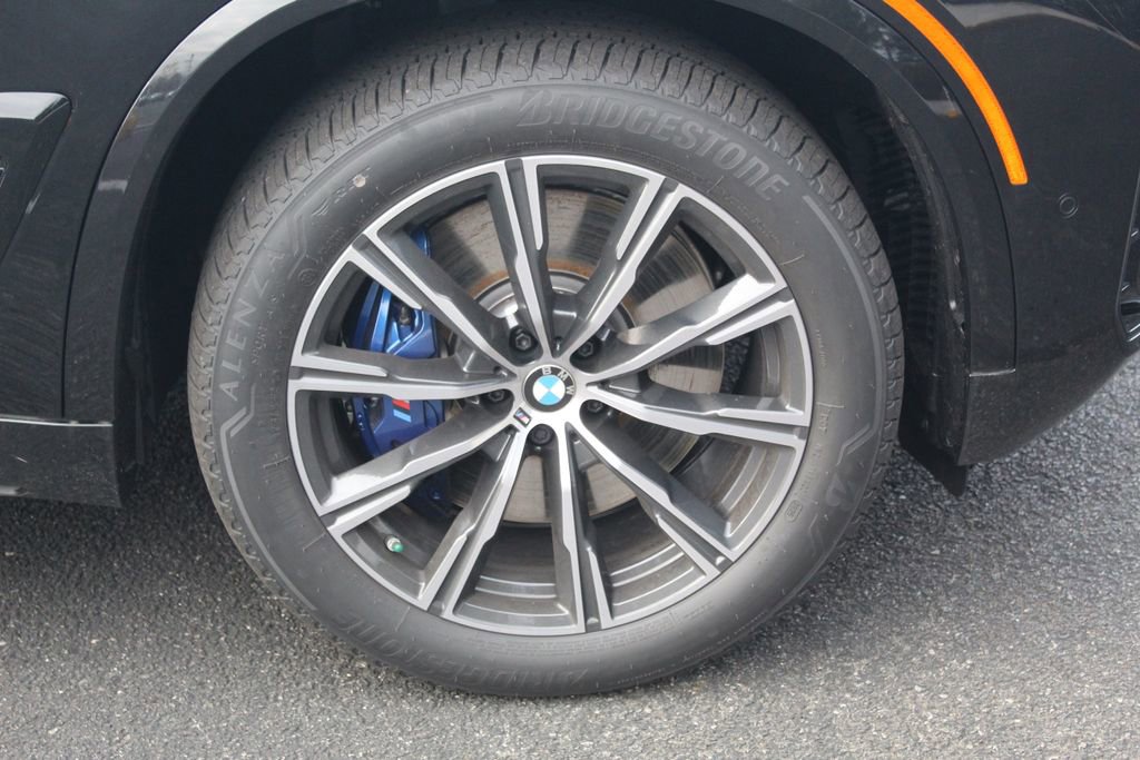 New 2026 BMW X5 M60i image 11
