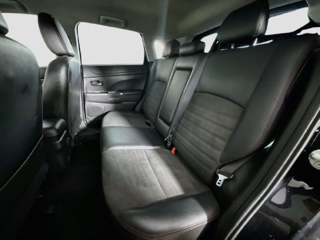 Used 2023 Mitsubishi Outlander Sport ES AWD/4WD image 24